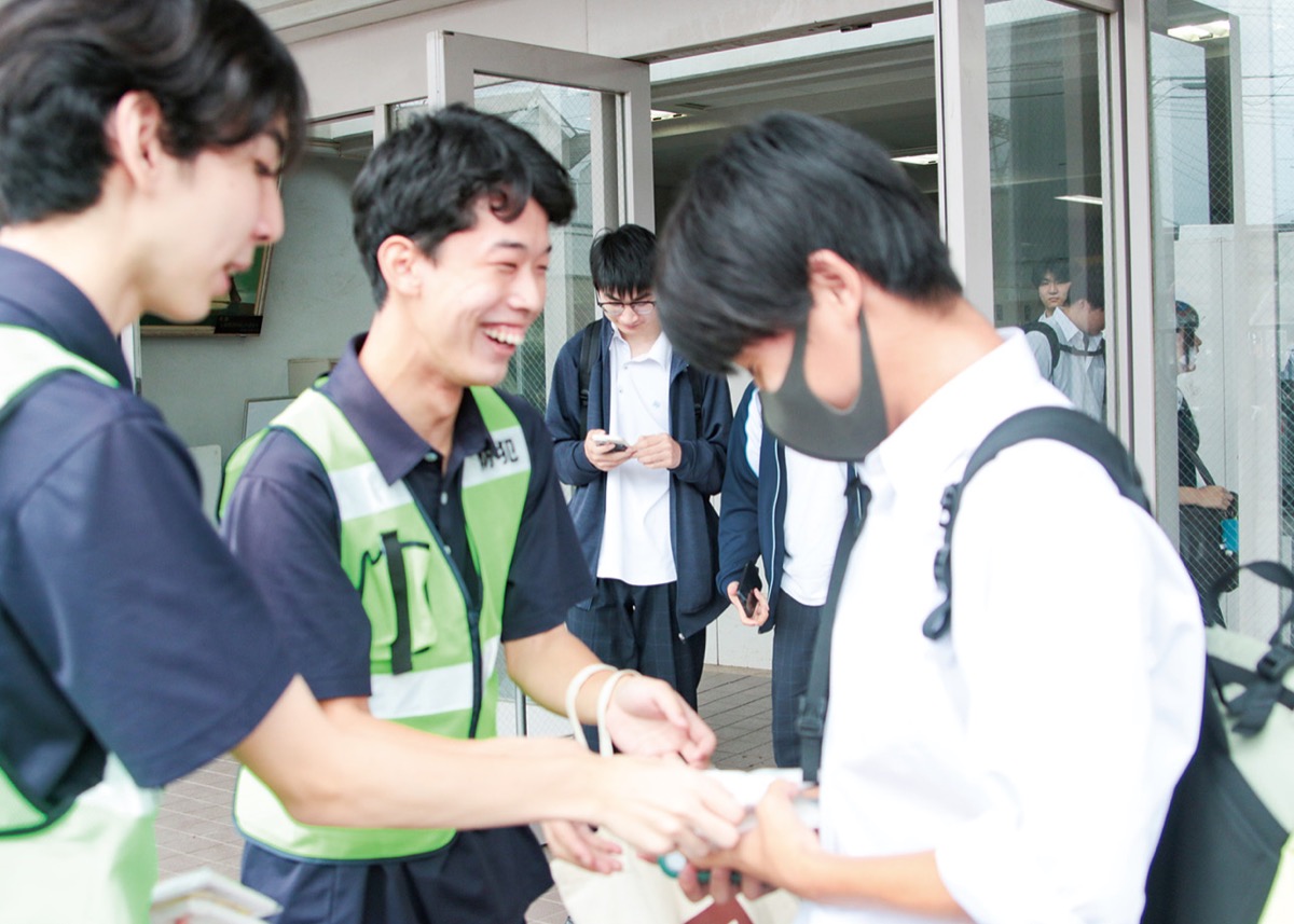 初の｢一日防犯大使｣を任命