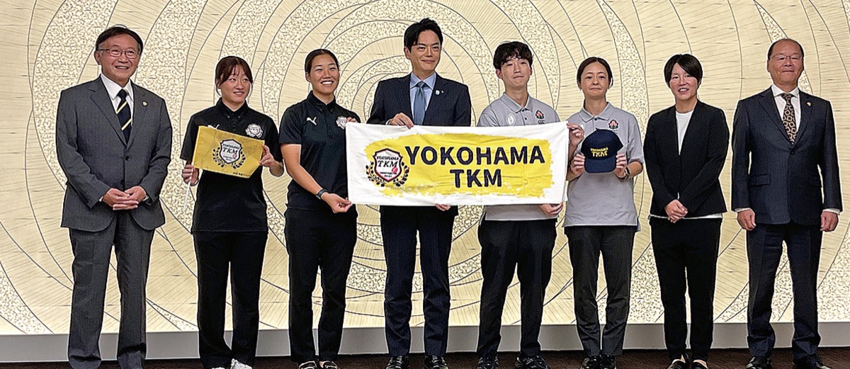 Ｗ杯終え、市長訪問