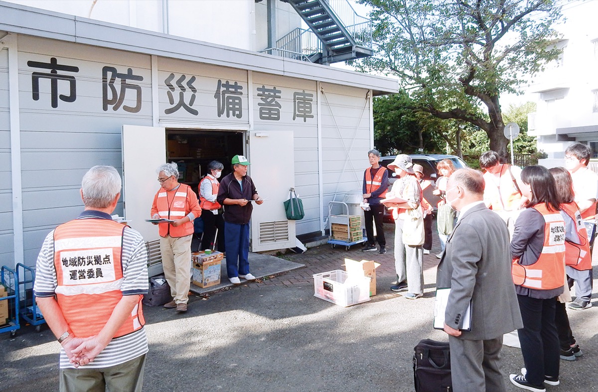 多世代で防災訓練