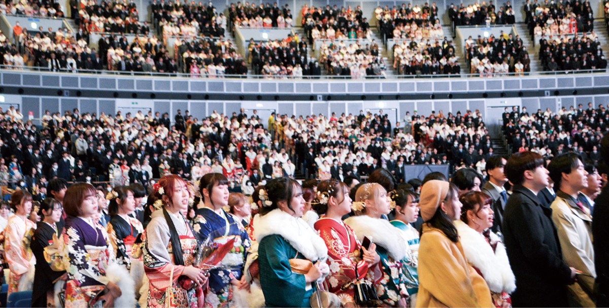 4108人が門出迎える