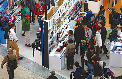 最新機器揃うカメラ展