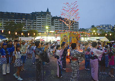 20年ぶりの駅前祭り