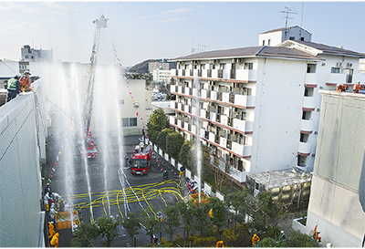 訓練会場が区役所に