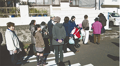 花苗配布で明るいまちへ