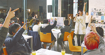 店内がライブ会場に