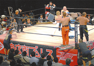 商店街プロレス開催決定