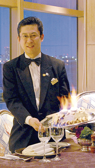 同ホテルで25年ものキャリアを持つ櫻田純さんが講師を務める