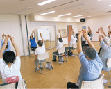 楽しく介護予防運動を
