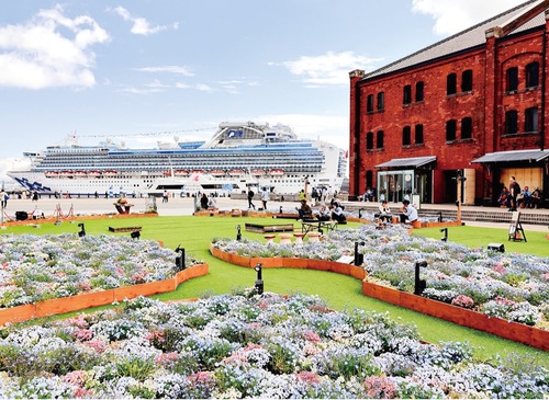 昨年の受賞作品｢港につづく花園の道｣