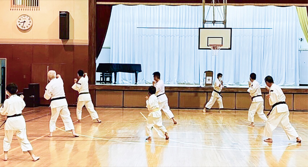 幅広い世代の拳士が所属