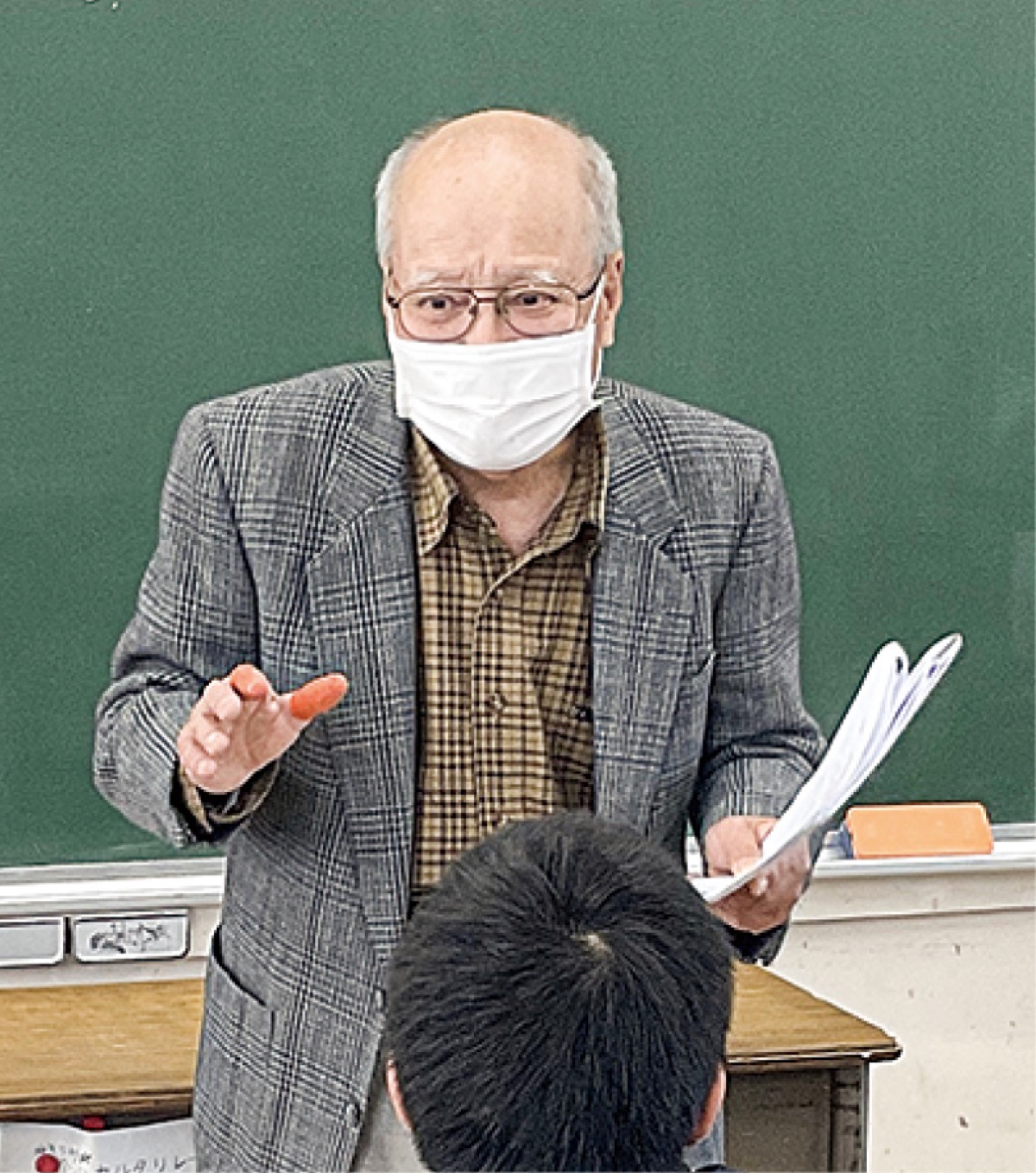 講評する山下さん