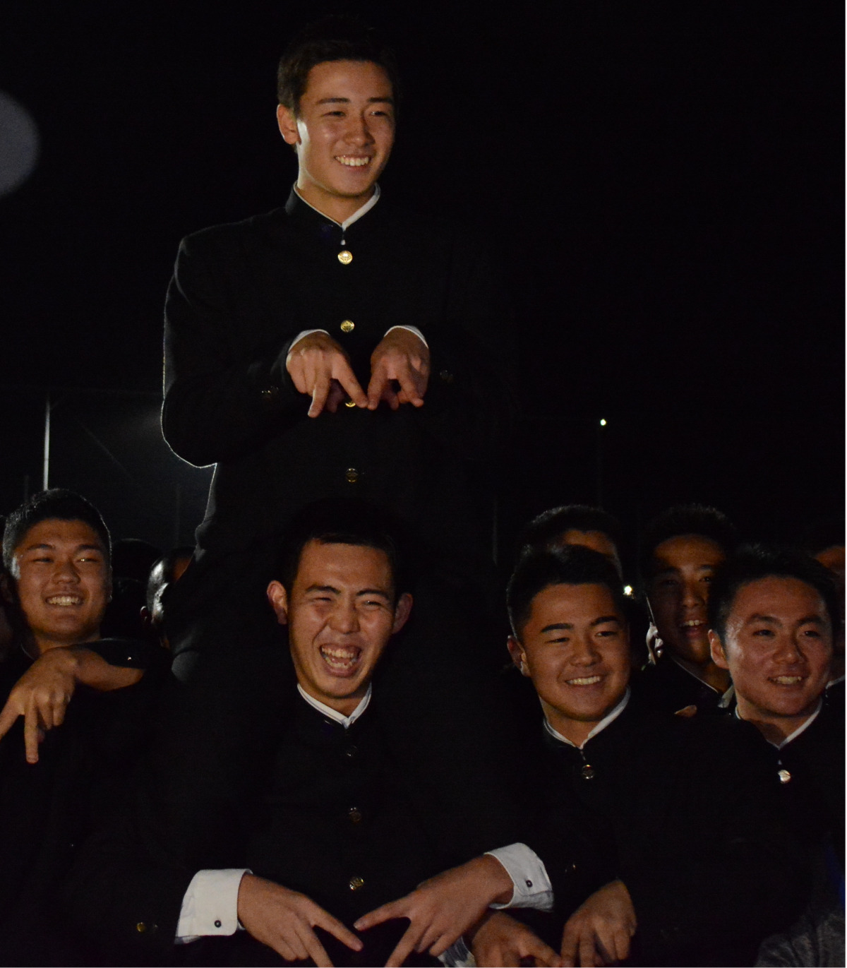 横浜高校の奥村頼人さんが千葉ロッテマリーンズから3位指名