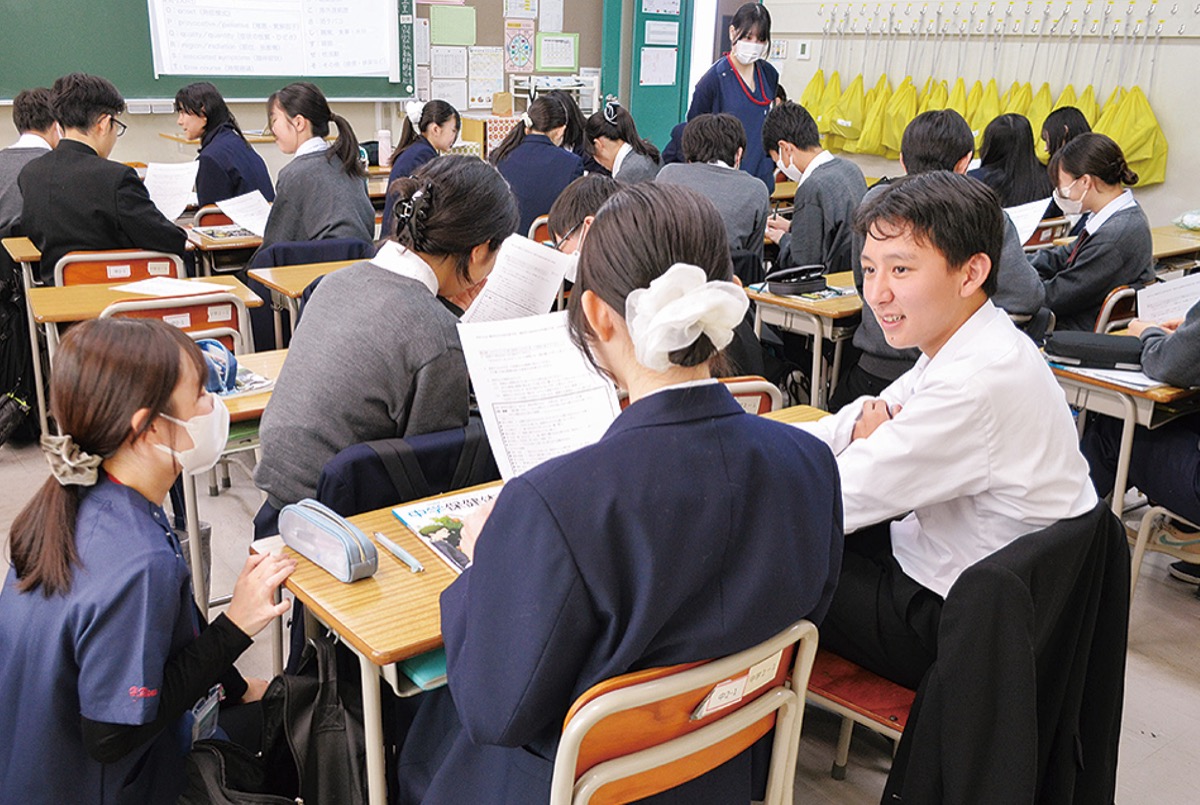 ＹＤＣが中学校で訪問授業