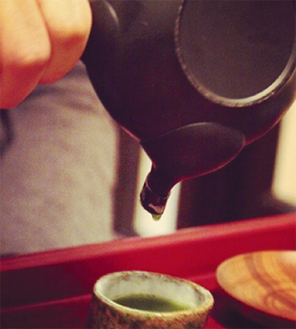 簡単で美味しい「お茶の淹れ方」も学べる