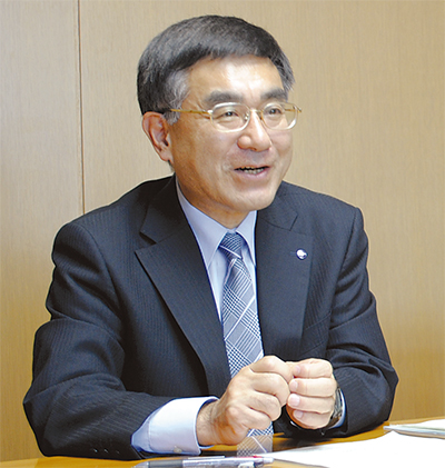 賑いと笑顔溢れる磯子に