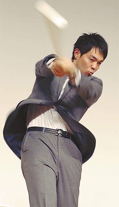 最多安打秋山選手を激励