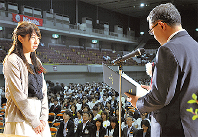 永年勤続者395人を表彰
