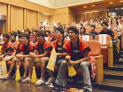 杉劇から200人が声援