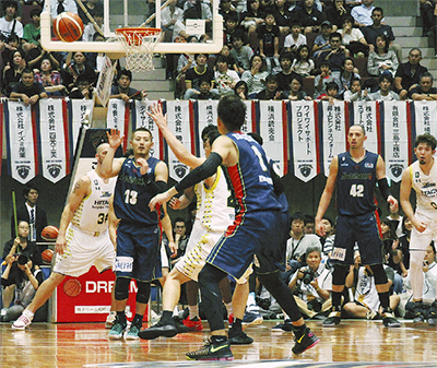 ビーコル 満席の船出