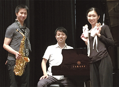 サックス、ダンスの公演
