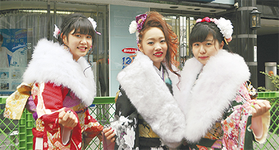 ３万６千人 華やかな門出