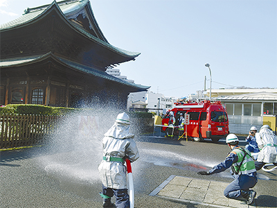 東漸寺で火災予防訓練