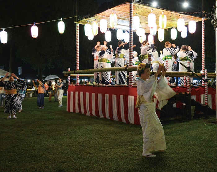 港南台地区 雨が降る中での夏祭り