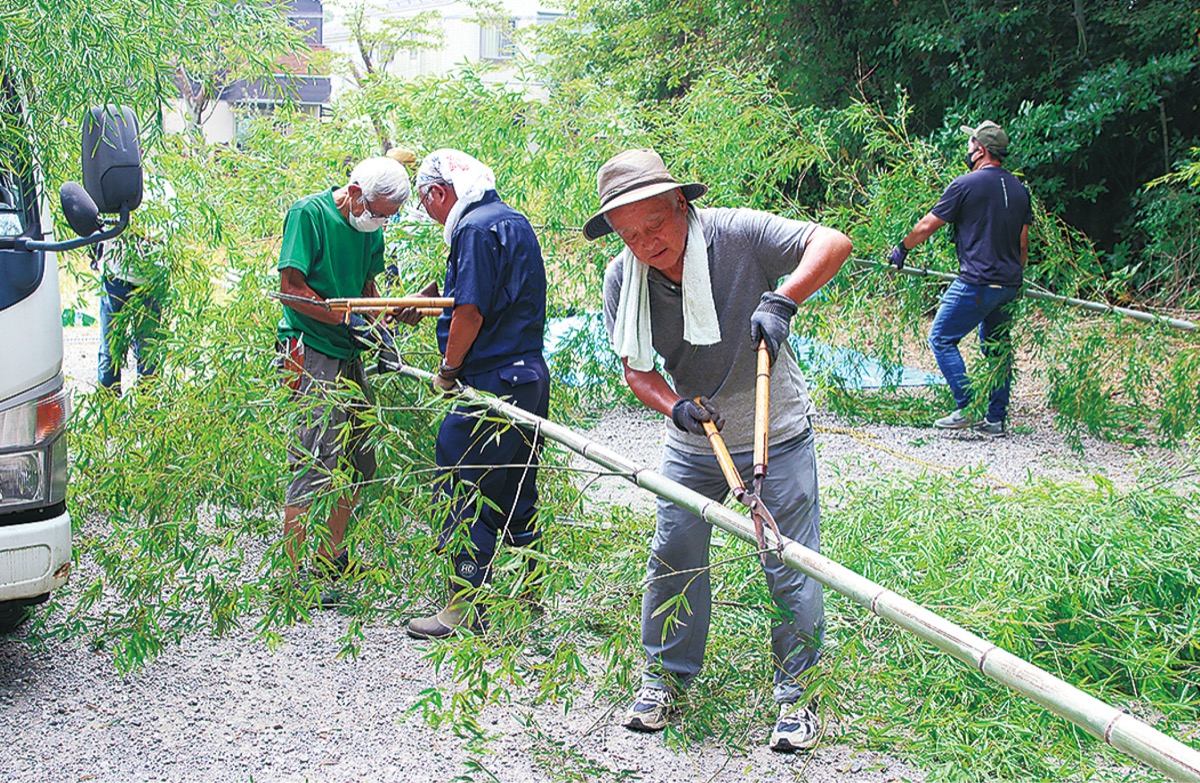 花火と飾りで｢街に元気を｣