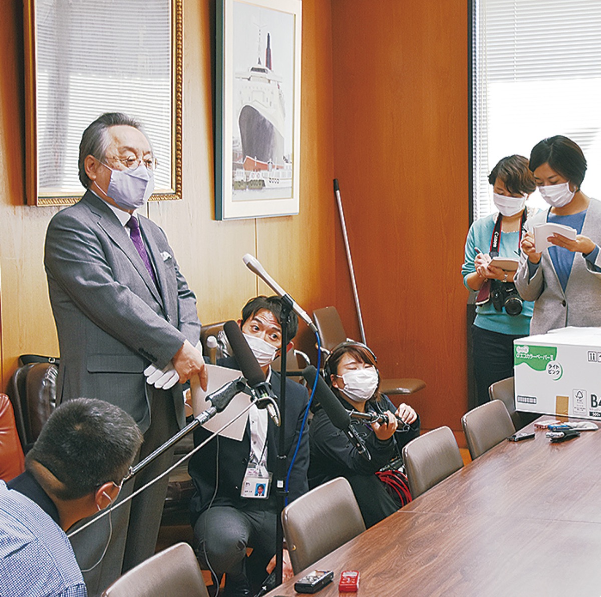 20万８千筆の署名提出