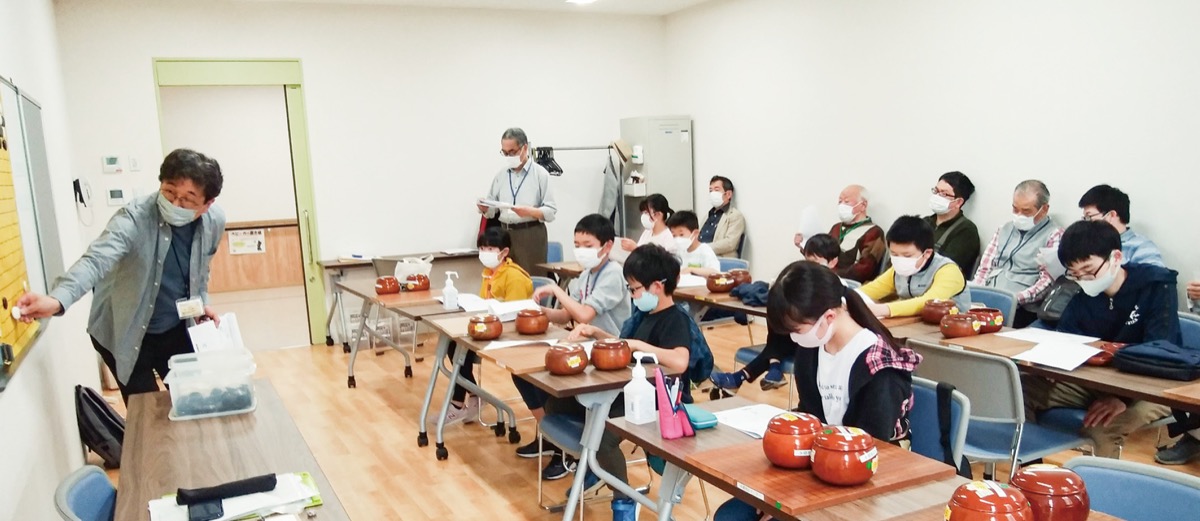 「本郷日曜子供教室」の教室風景