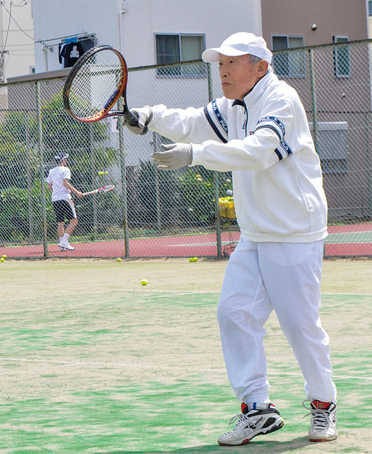 上大岡西在住小野寺さん 95歳のテニスプレーヤー 「体が続く限り
