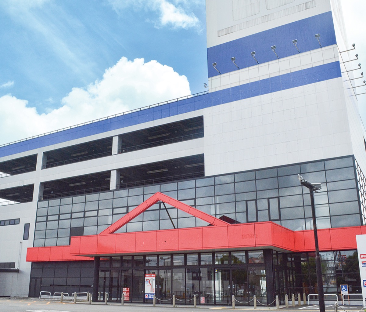 ヤマダ跡地にスーパー