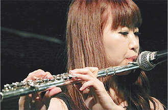 ジャズフルート奏者の小川恵理紗さん