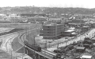 根岸地区内で新築・移転した横浜赤十字病院　昭和39年（1964年）