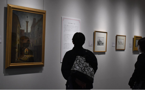 油彩やスケッチを展示