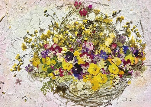 出展する押し花作品『Spring!』＝伊藤梢さん作