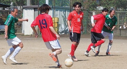 ベテラン勢が奮闘したＯＢ戦