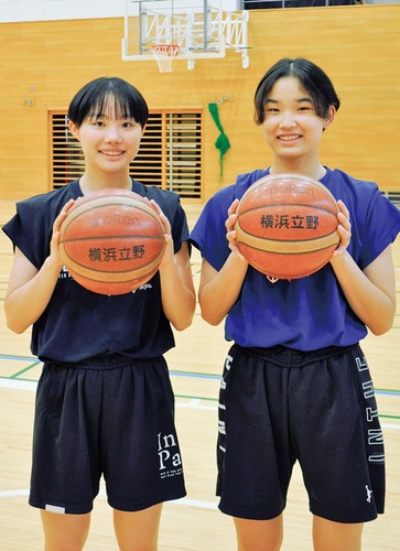 県代表で出場する赤星さん（左）と横川さん