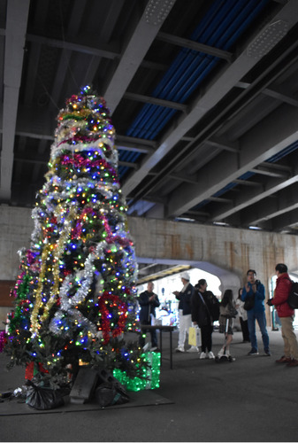 3.3ｍのクリスマスツリー