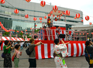 横浜開港祭、平日開催でも多くの人出