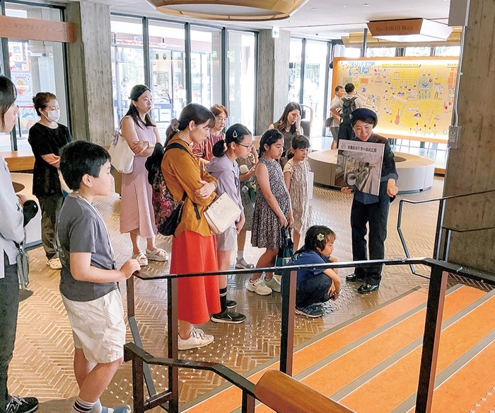 OMO7横浜　旧市庁舎巡る館内探検　親子が歴史体感