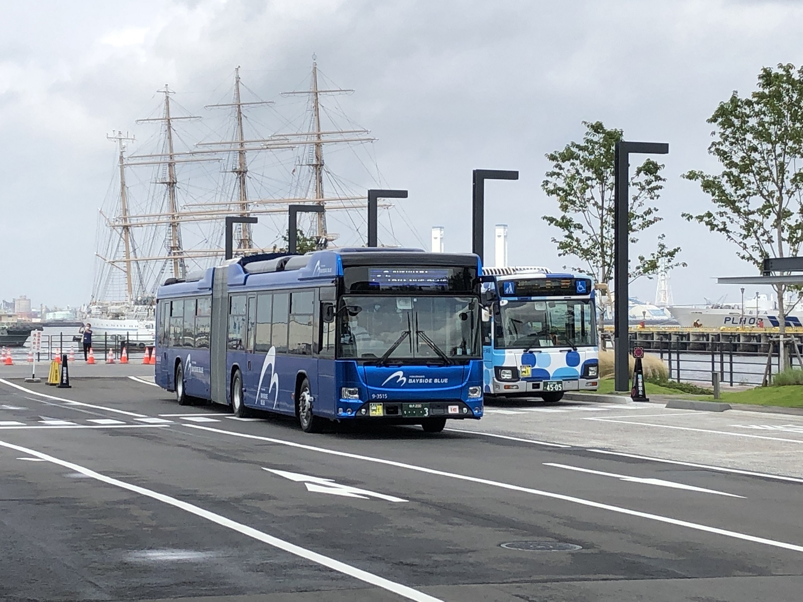 あっとほーむデスク