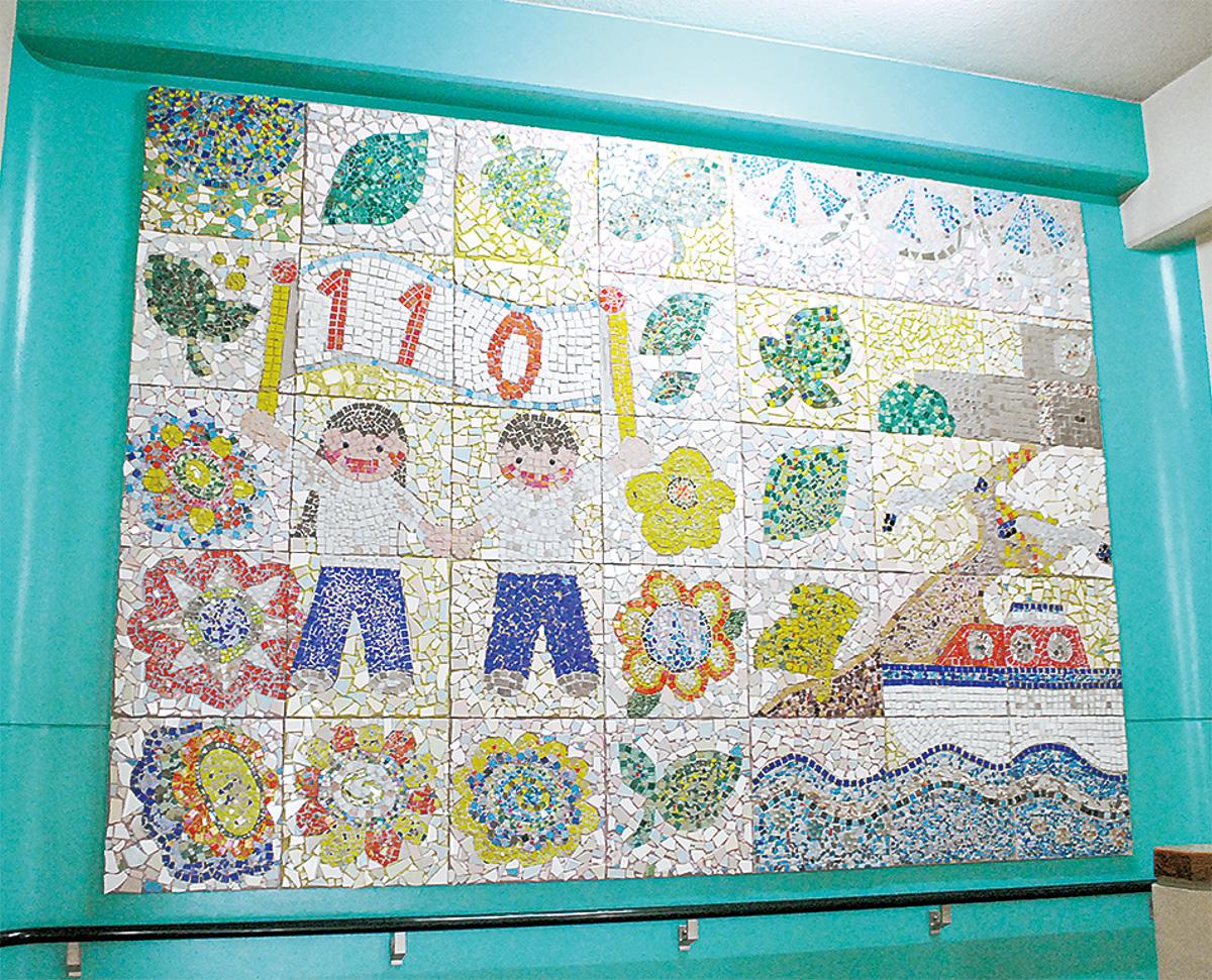 宮谷小学校 110周年記念の壁画完成 地域の寄付金で製作 | 中区・西区