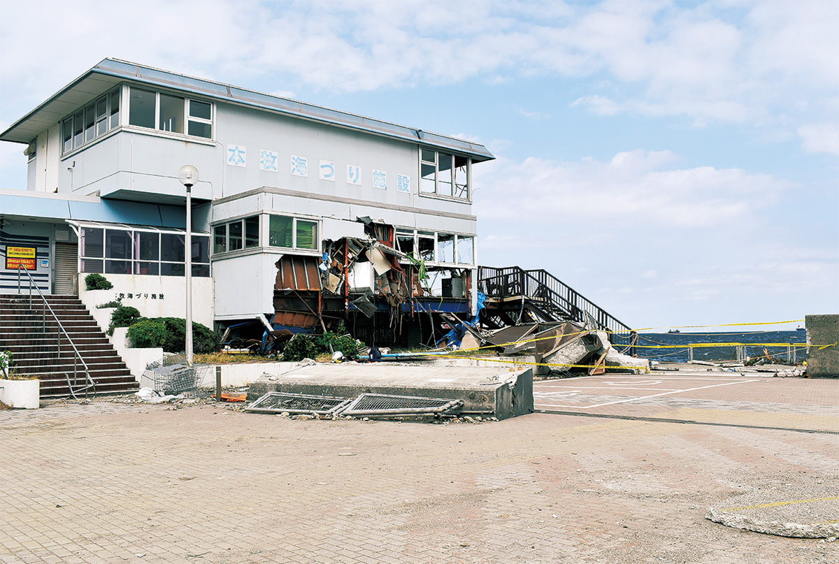 台風15号中区 西区 倒木や冠水などの被害 本牧海釣り施設 営業停止 中区 西区 タウンニュース