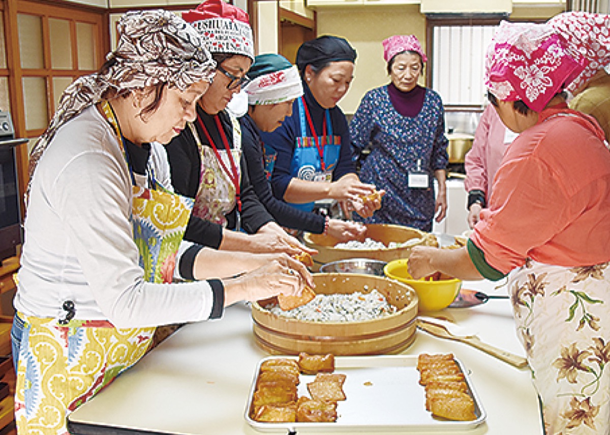 西戸部町婦人グループ 南米日系人と食事づくり 地域の団体が支援 中区 西区 タウンニュース