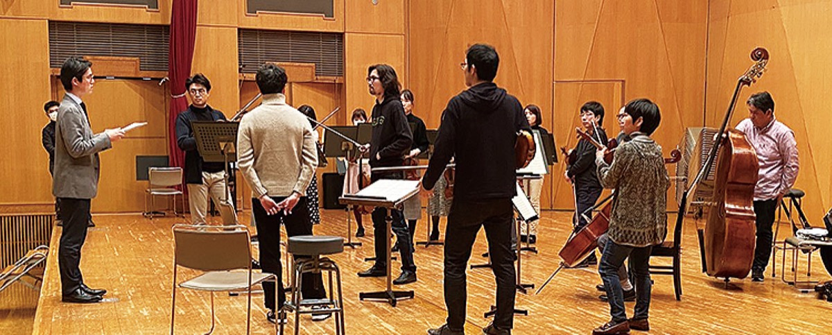 動画で演奏届ける