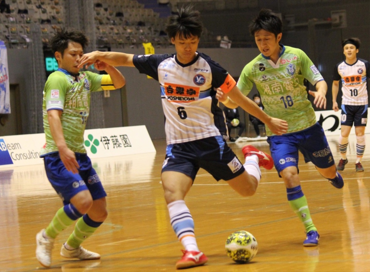 今年からチームを引っ張る北野聖夜選手(中央)