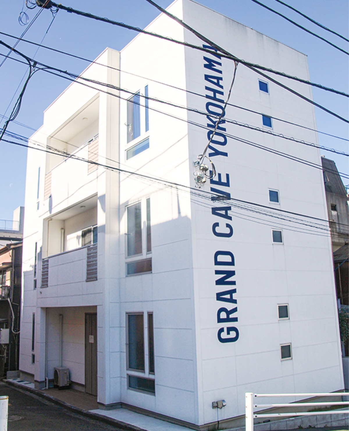 19年12月に開業した無人ホテル。全6室あり、1室最大4人まで宿泊できる