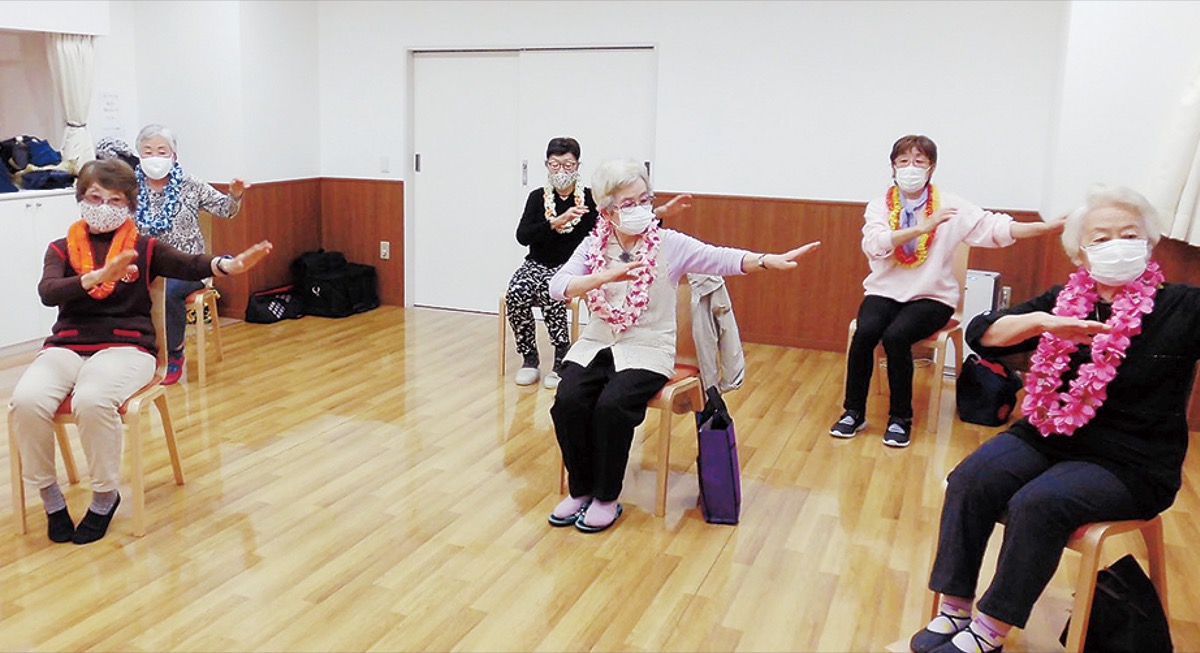浅間コミュニティハウス 横浜市西区 でいすに座ってフラダンス 先着６人限定 中区 西区 タウンニュース