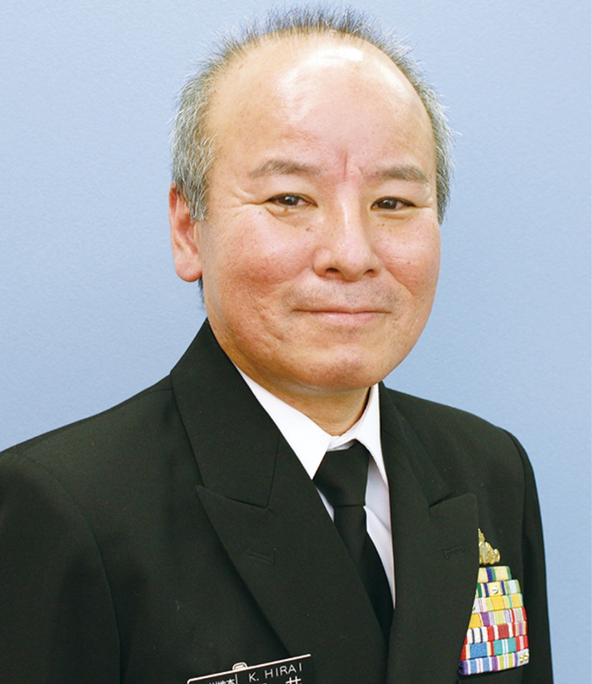 平井克英本部長(1等海佐)